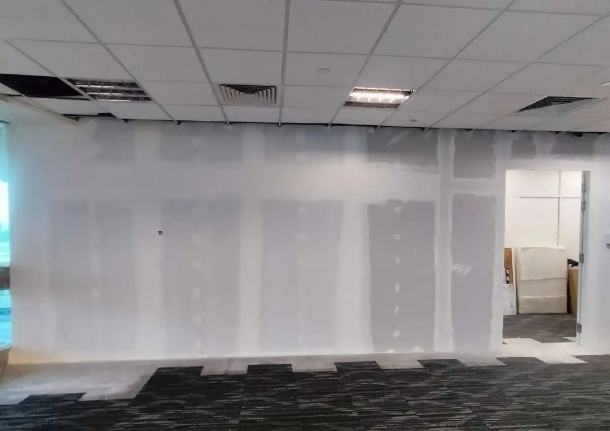 New partition wall in an office